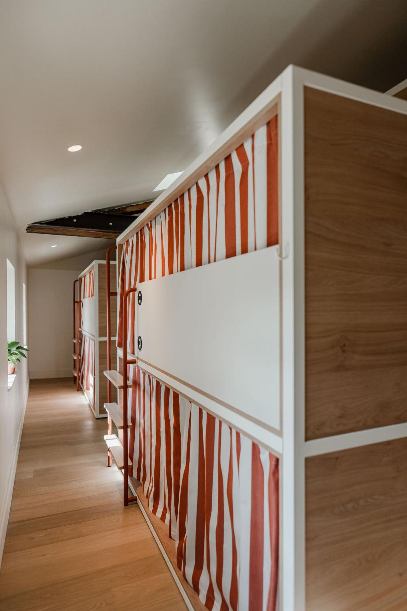 Central Hostel La Rochelle Centre المظهر الخارجي الصورة